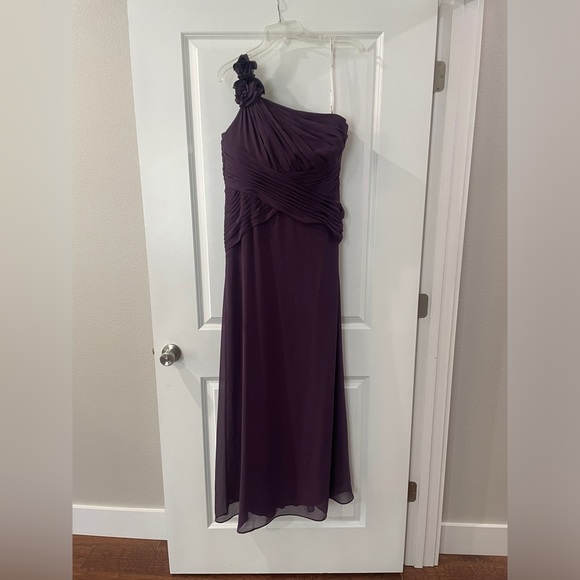 David’s Bridal Bridesmaid Gown - size 14 - Picture 1 of 4